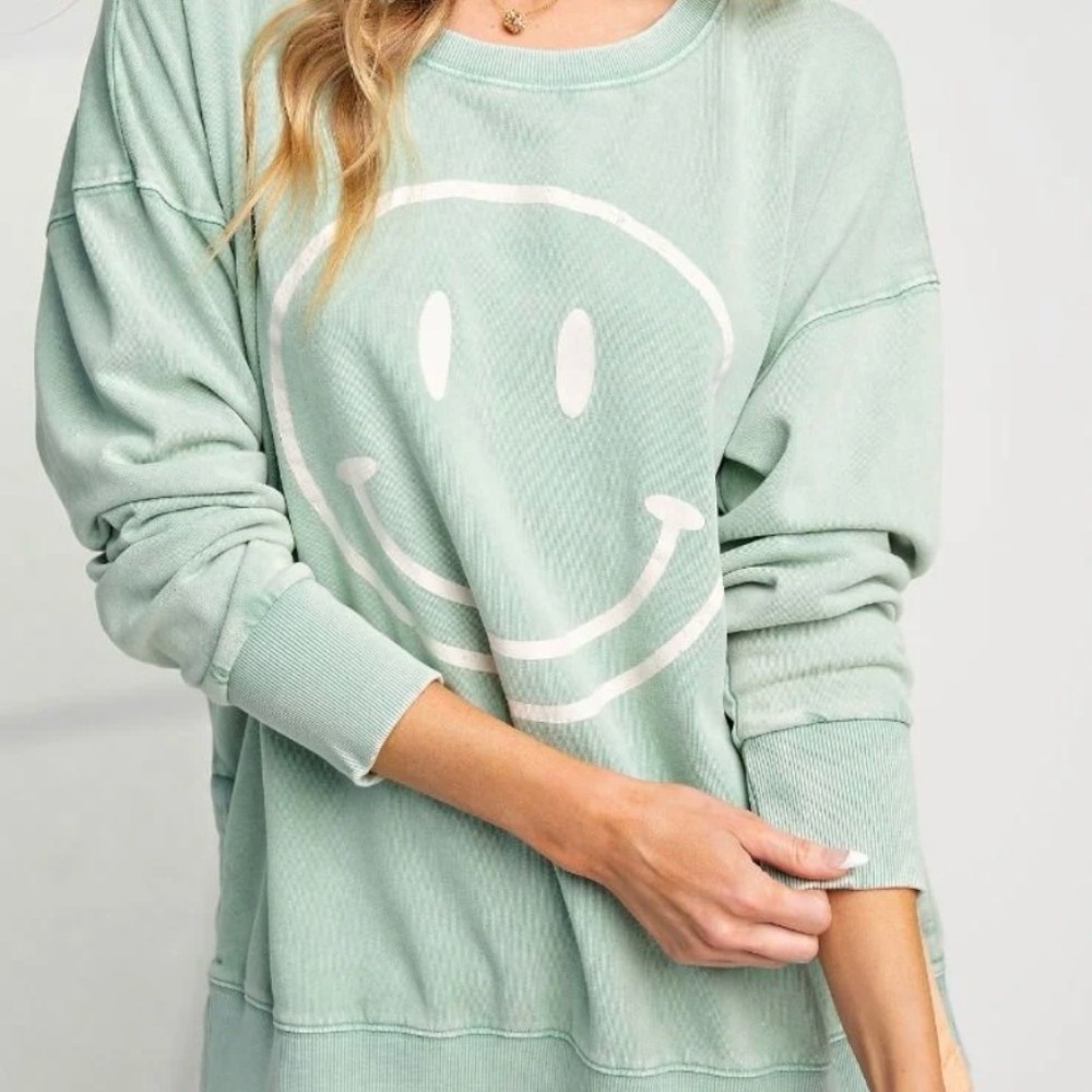 Smile Face Green Sweatshirt - Picture 8 of 11